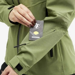 Cyclone Rescue Jacket 2.0 Women Pine Green 13 Cyclone Rescue Jacket 2.0 Women Pine Green -Sporty Men Wear Sales 03351d23 5190 4618 ad79 c314b199f978