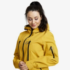 Whisper Jacket Women Lemon Curry 13 Whisper Jacket Women Lemon Curry -Sporty Men Wear Sales 051cf656 8d5d 42d0 84a8 956887bd8245