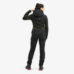 Wander Pro Wool Hoodie Women Dark Olive 10 Wander Pro Wool Hoodie Women Dark Olive -Sporty Men Wear Sales 131677d7 4ed4 4860 81d6 9f238c9aec8c