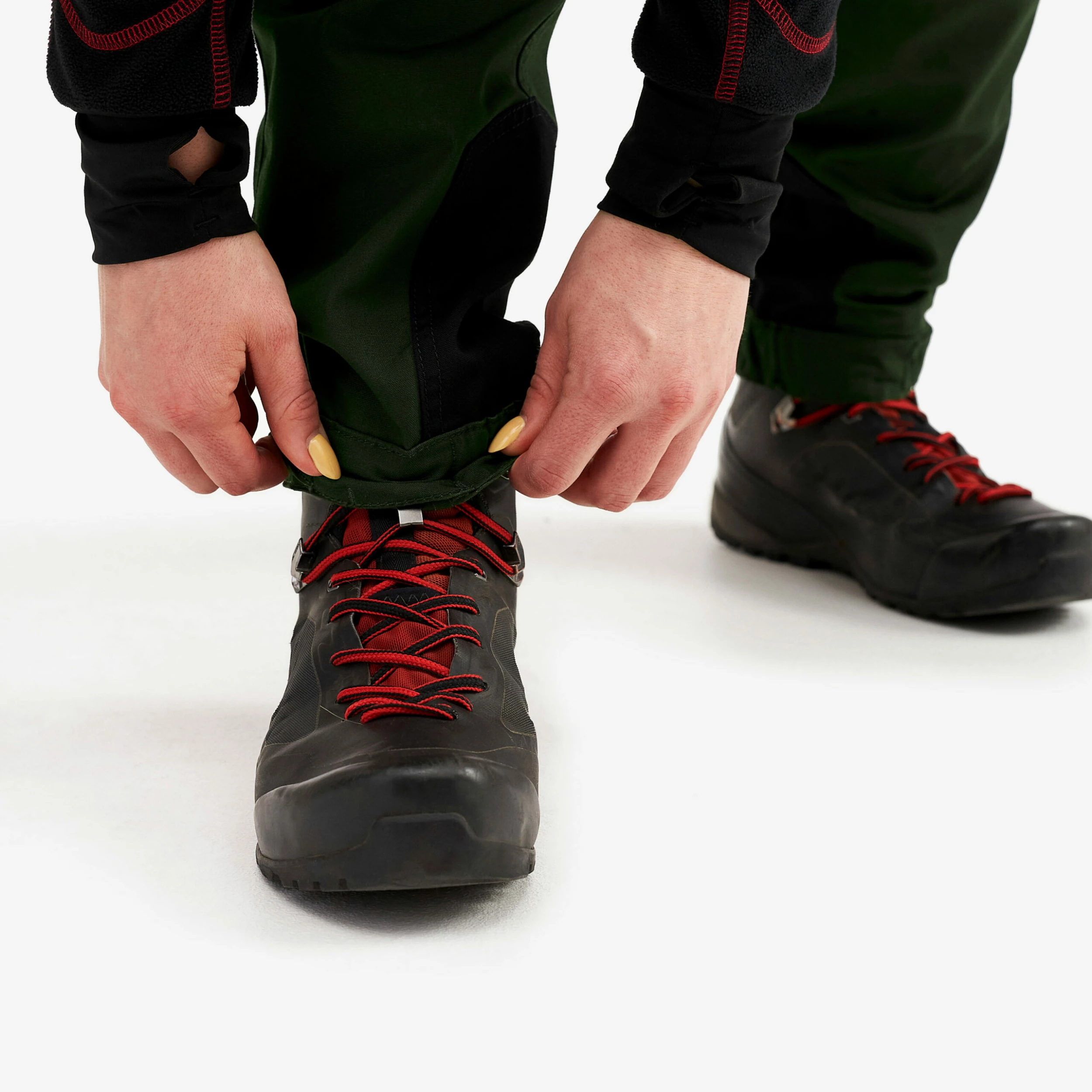 Nordwand Pro Short Trousers Women Forest Green 8 Nordwand Pro Short Trousers Women Forest Green - Image 6