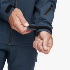 Cyclone Rescue Jacket 2.0 Men Moonlit Ocean -Sporty Men Wear Sales 3a593e2c cca9 453f 8436 1f9ef2075ca8