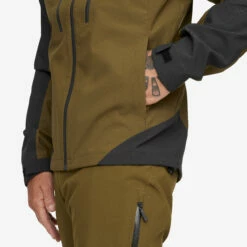 Silence Proshell Jacket Men Dark Olive/Moonless Night -Sporty Men Wear Sales a92e61e3 ed4b 451b 866e f5c714af9609