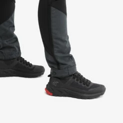 Silence T-zip Trousers Women Black -Sporty Men Wear Sales c878cc31 57c4 461e 9cfe 8bfd308b77d5