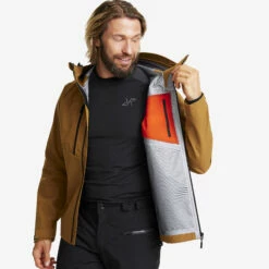 Cyclone Rescue Jacket 2.0 Men Rubber -Sporty Men Wear Sales ebb3f32e 284a 4f1a b441 194cde92ad3a