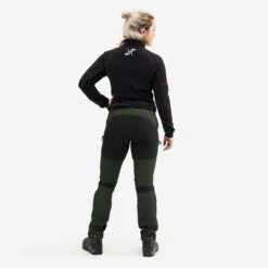 Nordwand Pro Short Trousers Women Forest Green 10 Nordwand Pro Short Trousers Women Forest Green -Sporty Men Wear Sales f512eb6f b542 48bc aa3f 14433264bde7